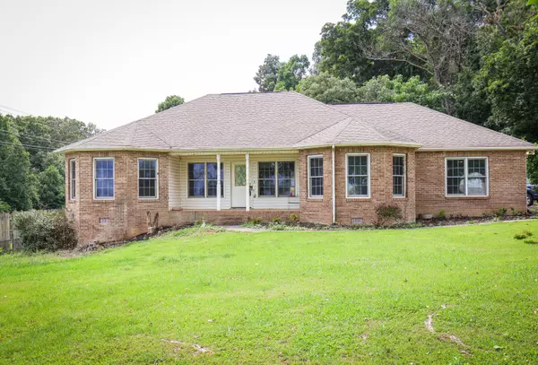 Loudon, TN 37774,170 Hillvale LN