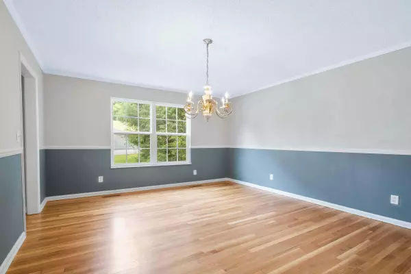 Dayton, TN 37321,890 Edgewater AVE