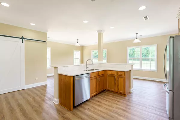 Lenoir City, TN 37772,1245 Old Hickory LN