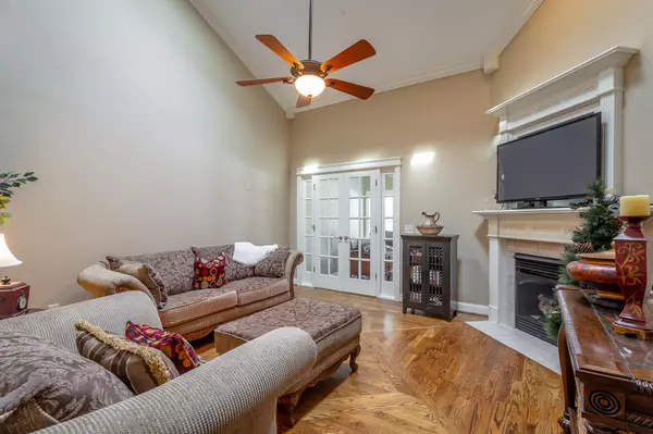 Chattanooga, TN 37421,2513 Saint Lucie CT