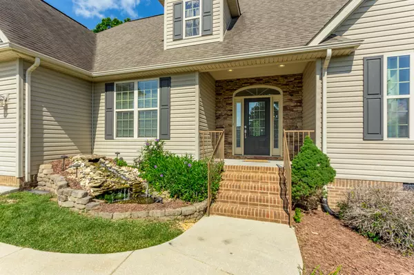 Hixson, TN 37343,6467 Faultless WAY