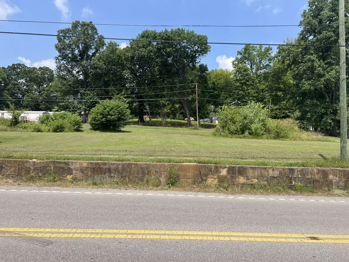 Whitwell, TN 37397,855 Main ST