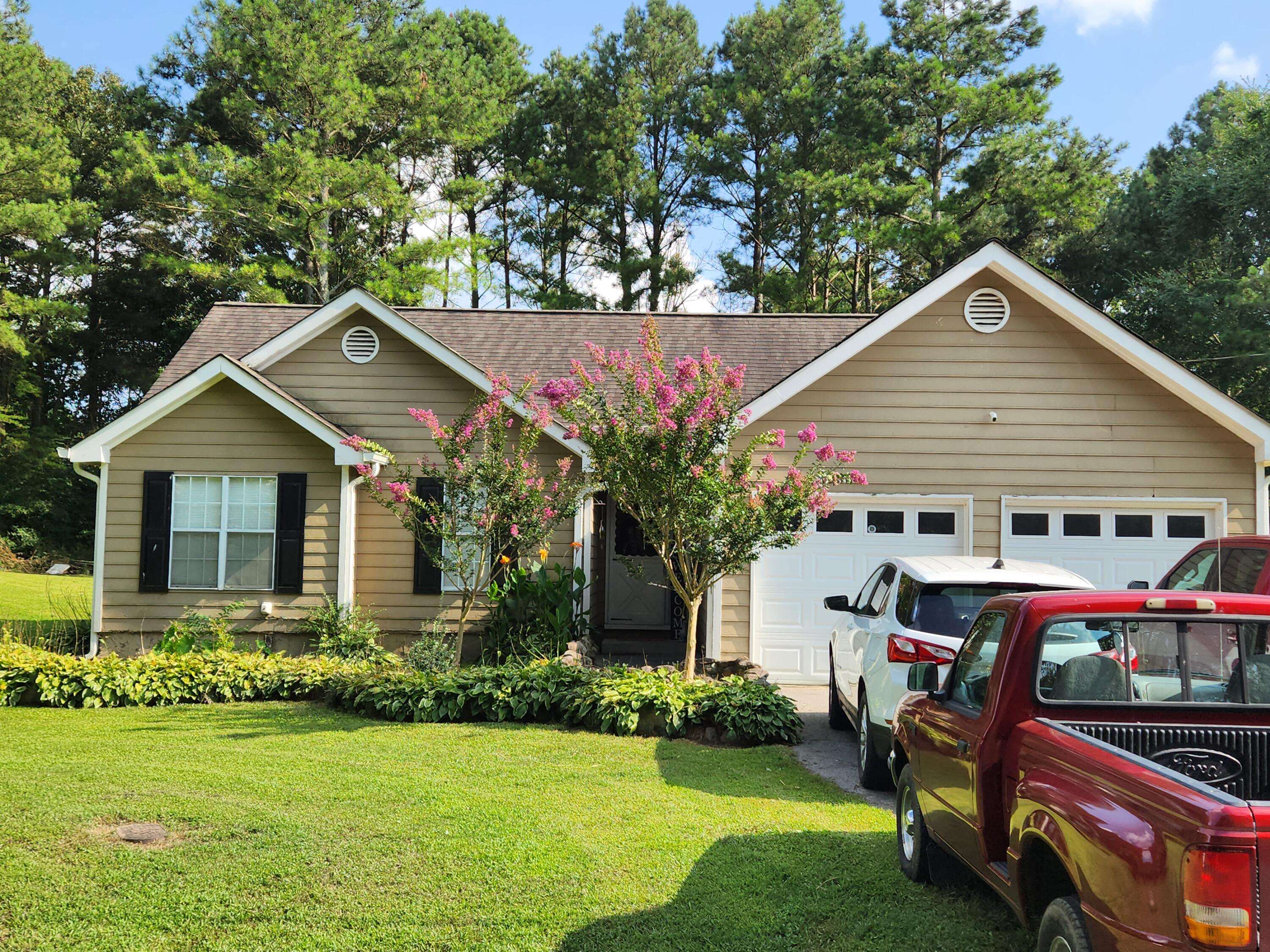 Chatsworth, GA 30705,108 Shannon CIR