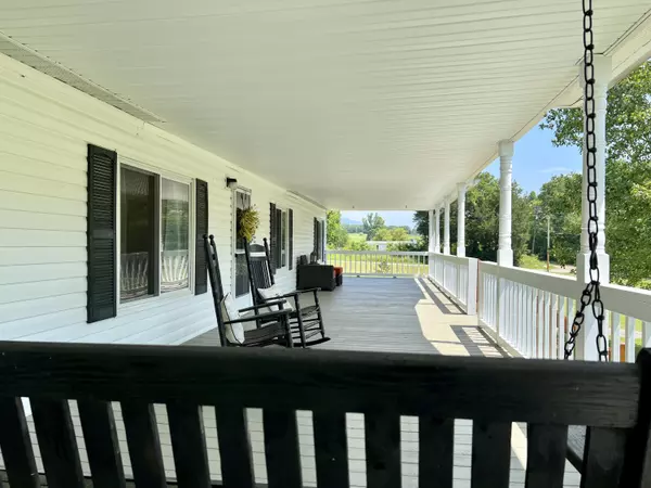 Whitwell, TN 37397,7835 Valley View HWY
