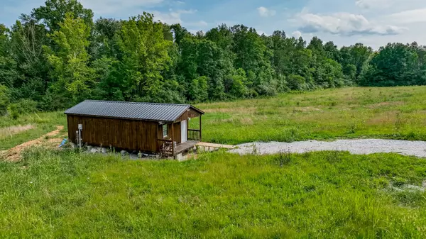125 Shadden RD, Tellico Plains, TN 37385