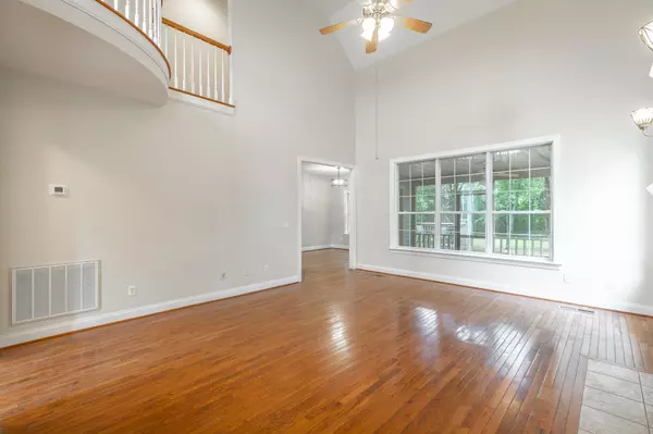 Chattanooga, TN 37421,9656 Ashton View DR