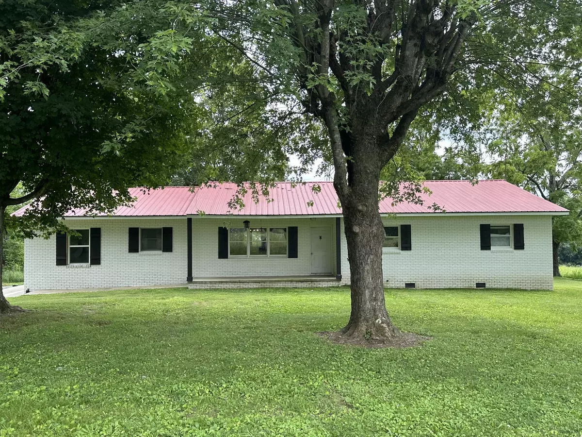 Crossville, TN 38571,403 Fredonia RD