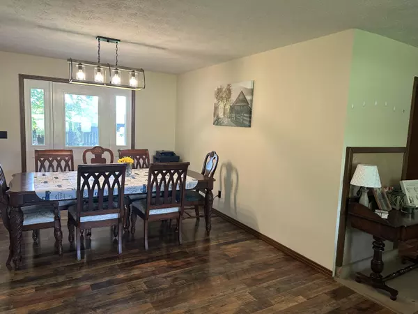 Crossville, TN 38571,403 Fredonia RD