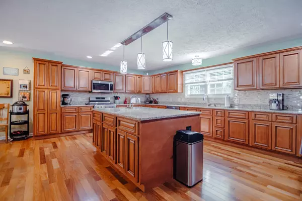 Monteagle, TN 37356,1815 Laurel Lake DR