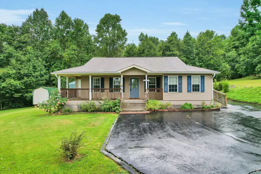 1997 Kings Hill RD, Spring City, TN 37381