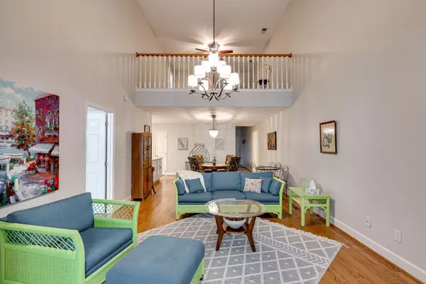 Chattanooga, TN 37415,4510 Touch Me Not TRL