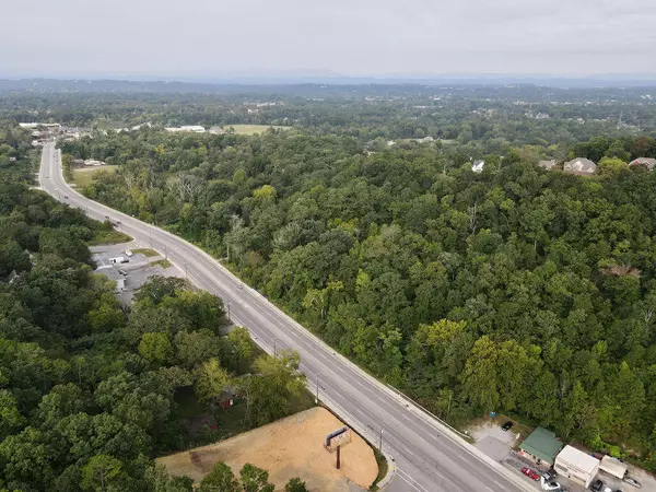 Chattanooga, TN 37421,9019 East Brainerd RD