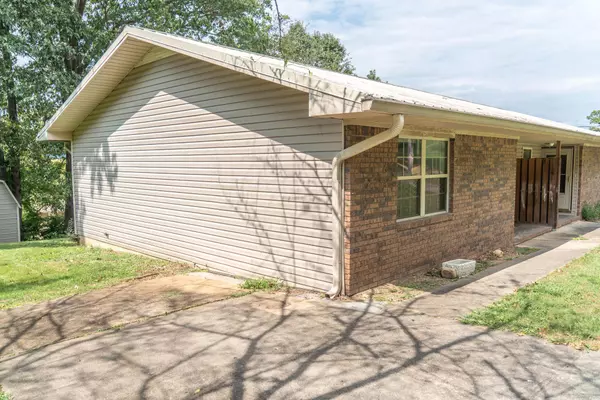 Rossville, GA 30741,405 Missionary AVE