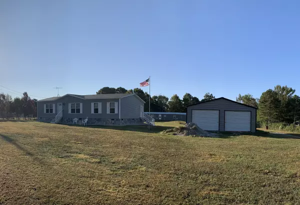 107 County Rd 814, Flat Rock, AL 35966