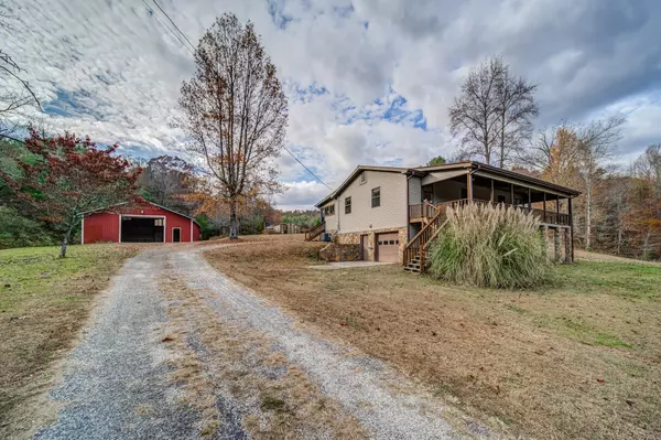 Ellijay, GA 30536,523 Pisgah RD