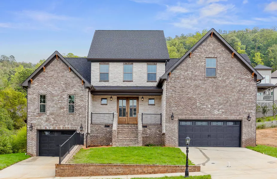 9736 Trestle CIR, Ooltewah, TN 37363