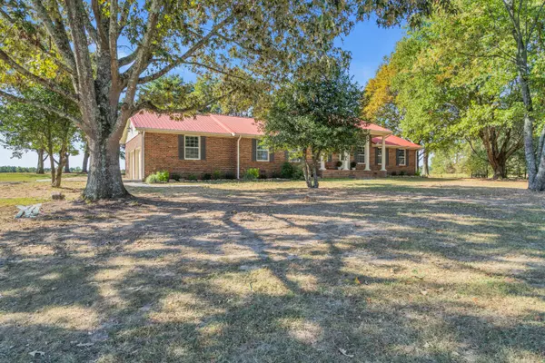 Section, AL 35771,405 Bluff Rd RD