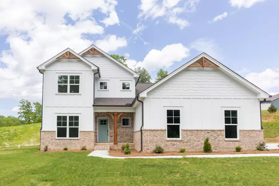 2580 Blue Skies DR, Ooltewah, TN 37363