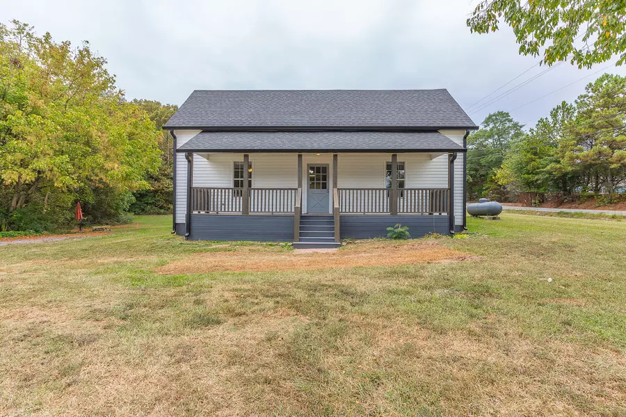 400 Sam Love RD, Rocky Face, GA 30740