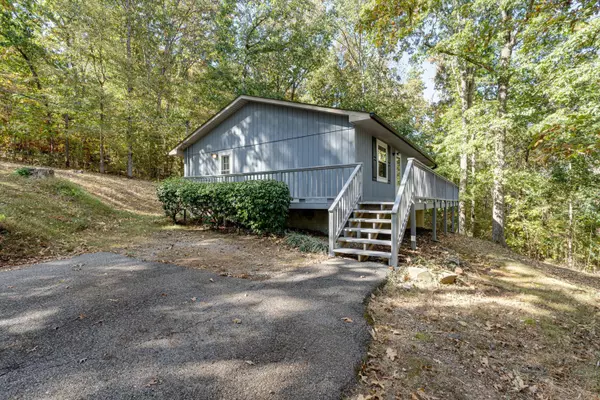 Ringgold, GA 30736,112 Creeks Bend DR