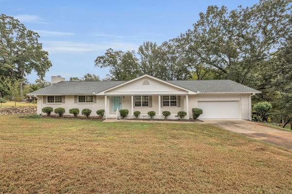 510 Paragon DR,  Chattanooga,  TN 37415