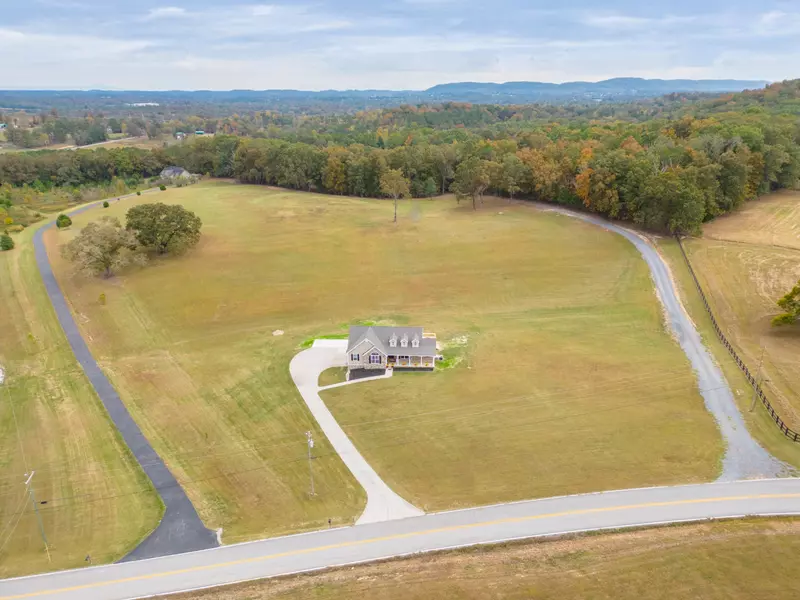 6846 Sam Smith RD, Birchwood, TN 37308