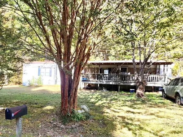 207 Curtis DR, Charleston, TN 37310