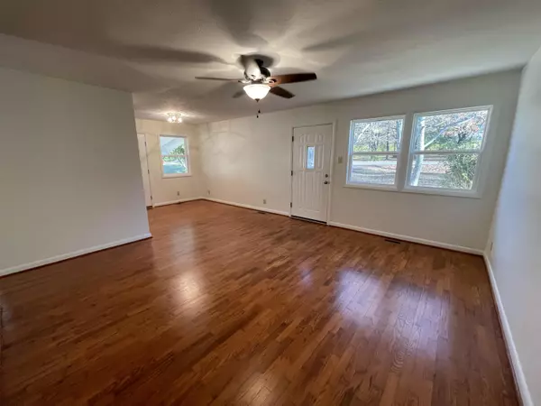 Crossville, TN 38555,419 Dooley ST