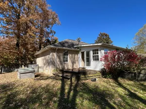 Crossville, TN 38572,4028 Lone Wolf CIR