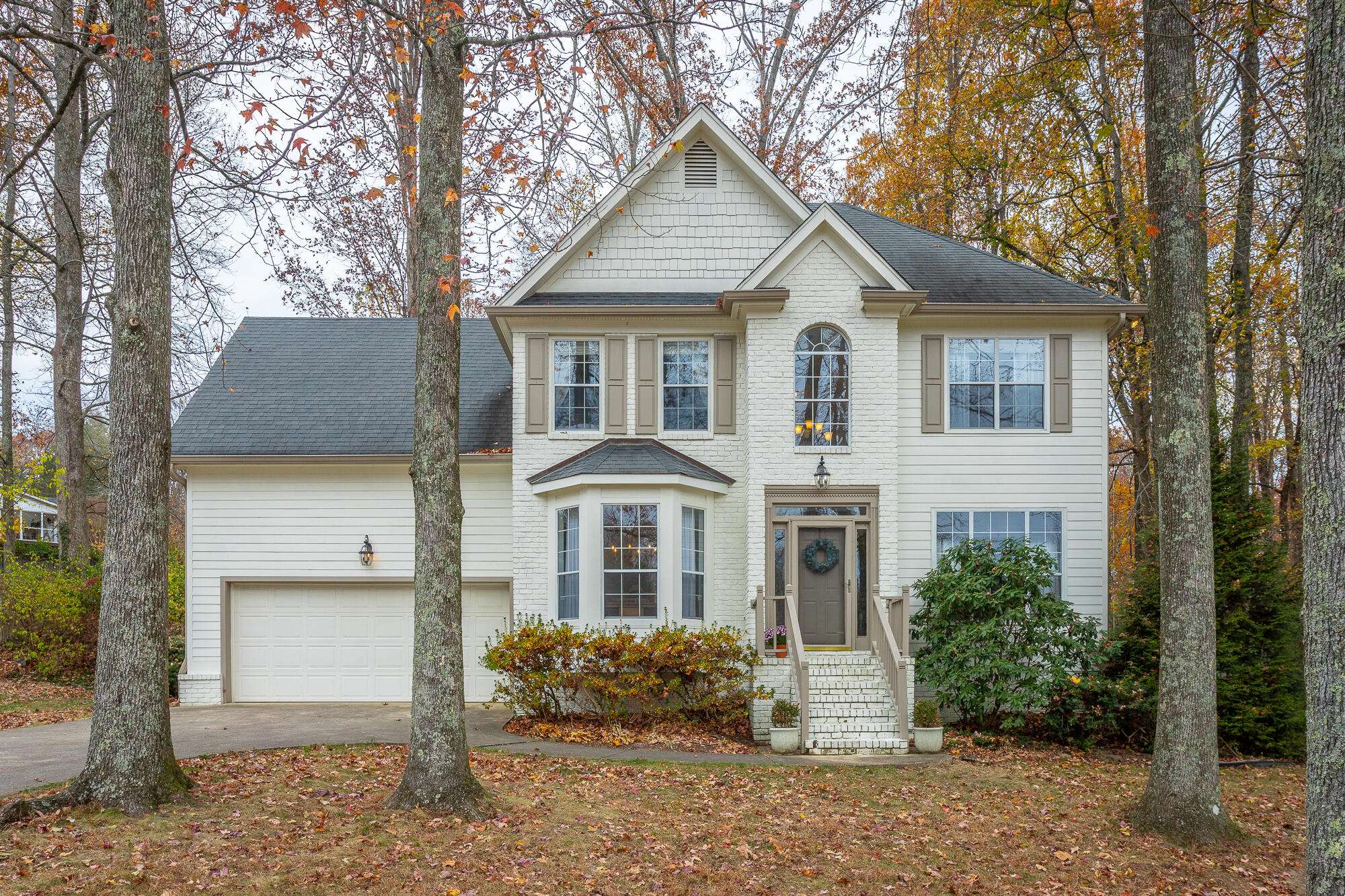 3622 Gentry Station DR, Signal Mountain, TN 37377
