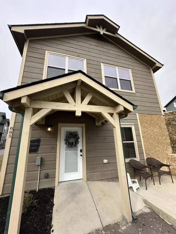 Pigeon Forge, TN 37863,885 Osprey Way