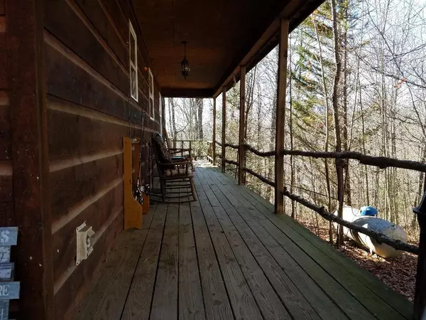 Dunlap, TN 37327,690 Mirror  Lake RD