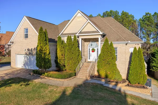 4322 Wellesley DR,  Ooltewah,  TN 37363