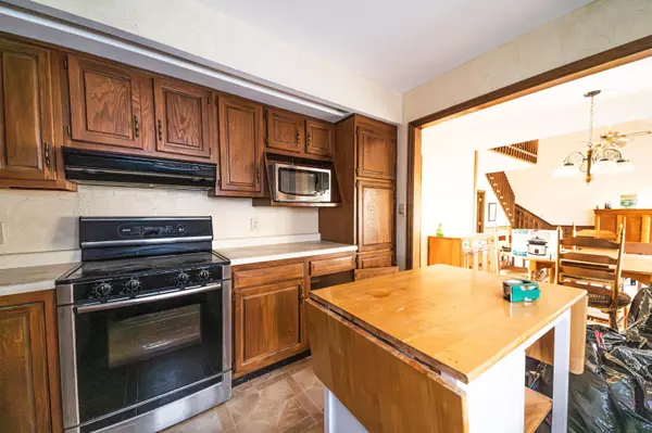 Knoxville, TN 37934,11001 Farragut Hills BLVD