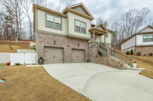 Ooltewah, TN 37363,7055 Klinger LN