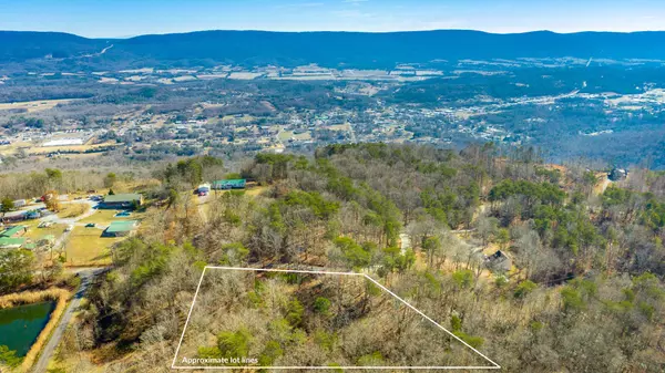 172 Camp RD, Dunlap, TN 37327