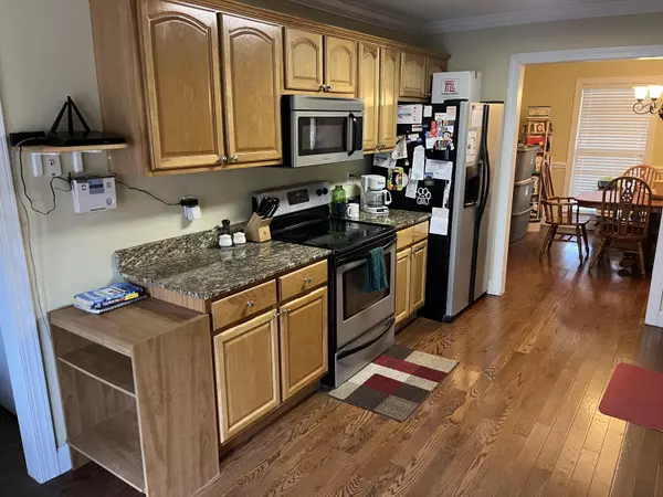 Dunlap, TN 37327,545 Blue Sewanee RD