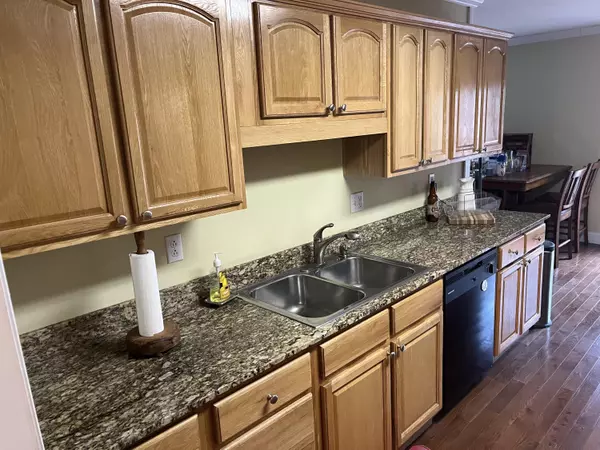 Dunlap, TN 37327,545 Blue Sewanee RD