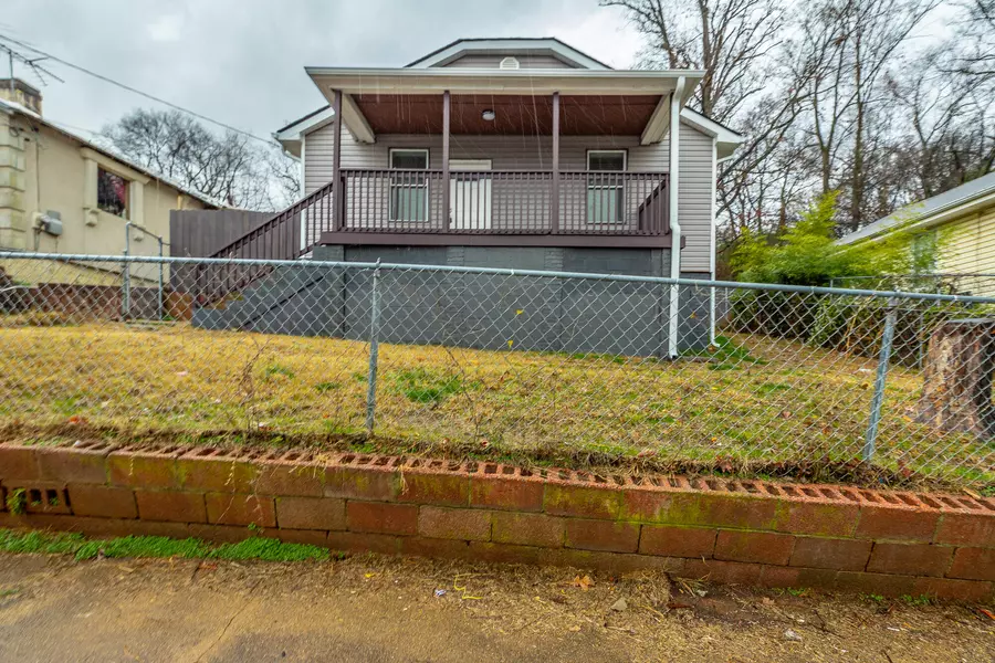 3547 Crompton ST, Lupton City, TN 37351