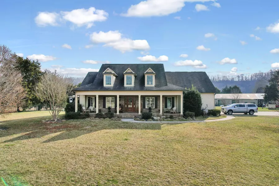 135 County Road 111, Athens, TN 37303