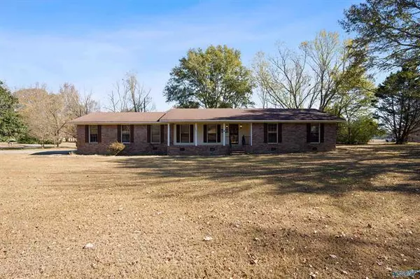 1990 Co Rd 21, Scottsboro, AL 35768
