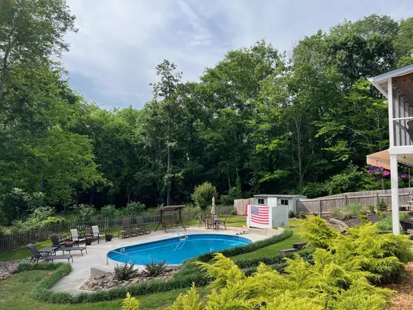 Ooltewah, TN 37363,6626 Hideaway RD
