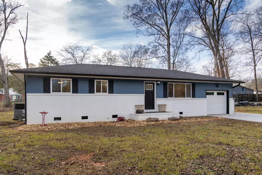 38 Elaine CIR, Fort Oglethorpe, GA 30742