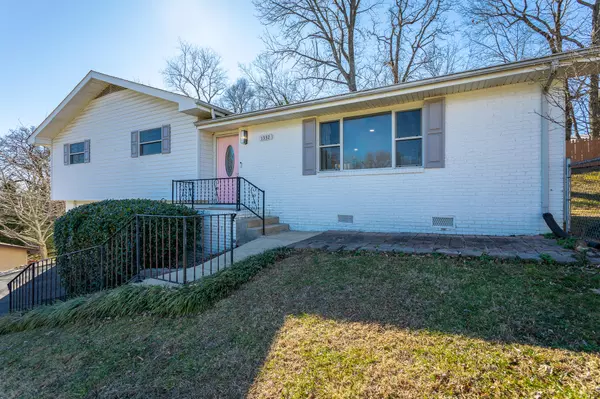 Hixson, TN 37343,1332 Michael LN