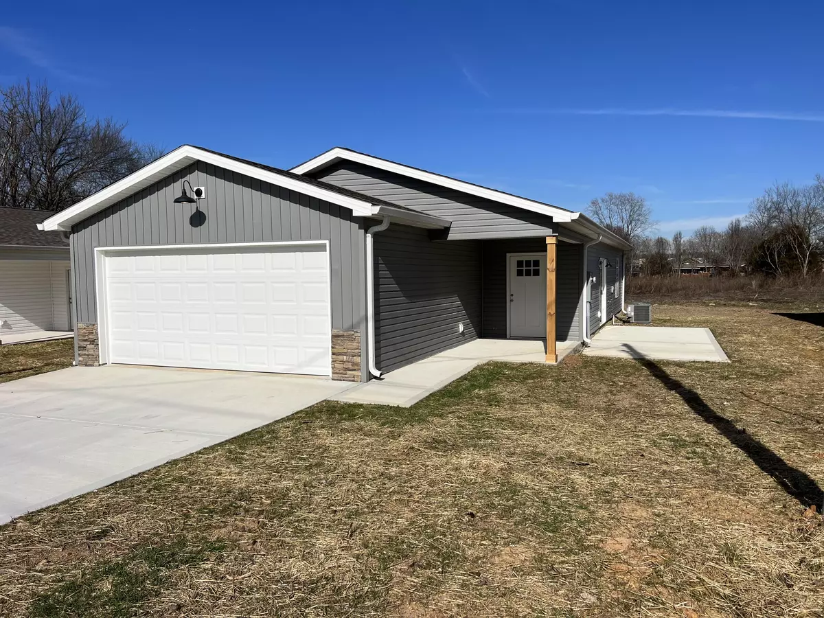 Pikeville, TN 37367,110 Cleveland AVE