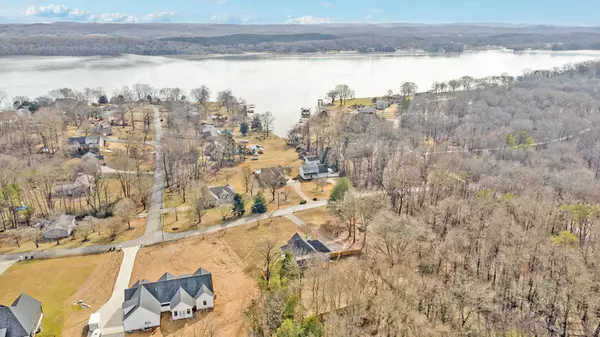 Soddy Daisy, TN 37379,13011 Susan LN