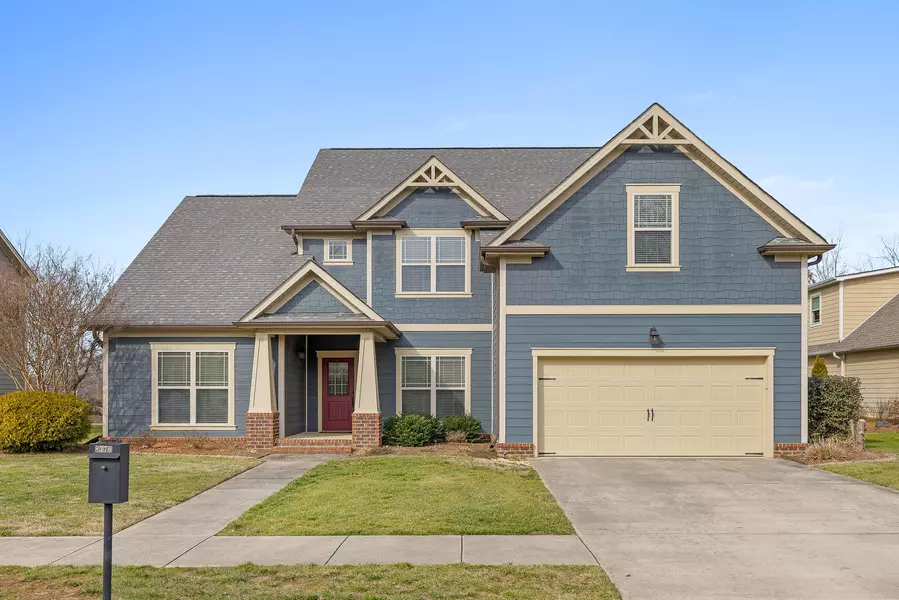 8370 Front Gate CIR, Ooltewah, TN 37363