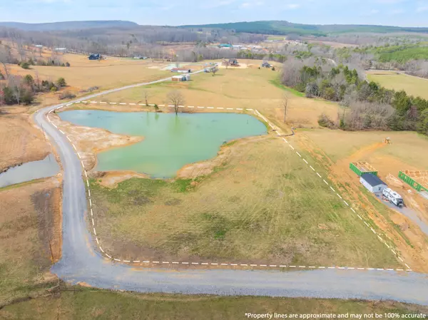 0 Old Dirt RD, Graysville, TN 37338