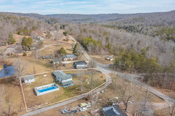 Whitwell, TN 37397,3290 Pocket RD