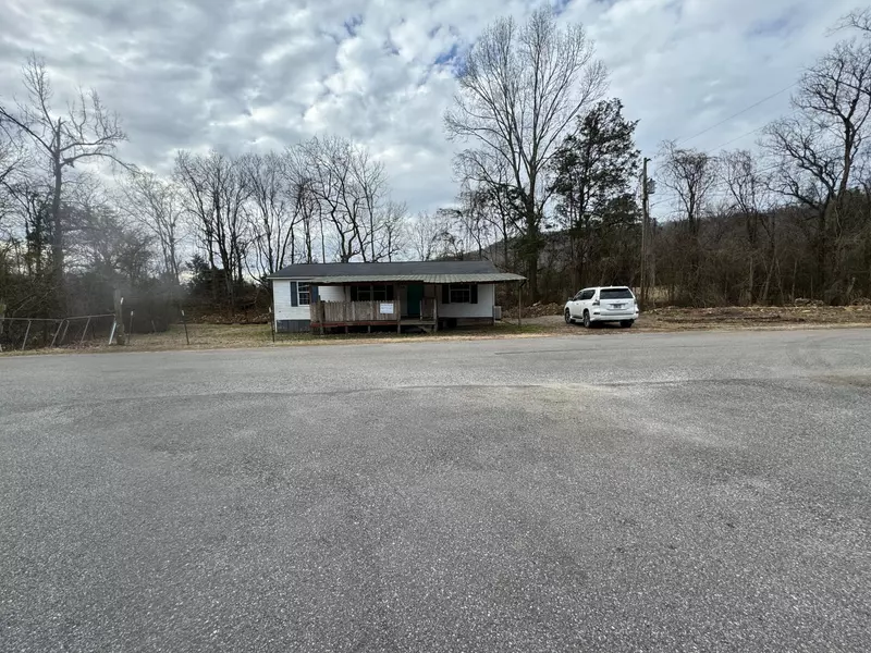 859 Irondale RD, South Pittsburg, TN 37380